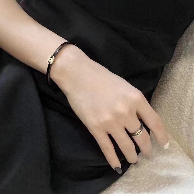 Ch**el bracelets